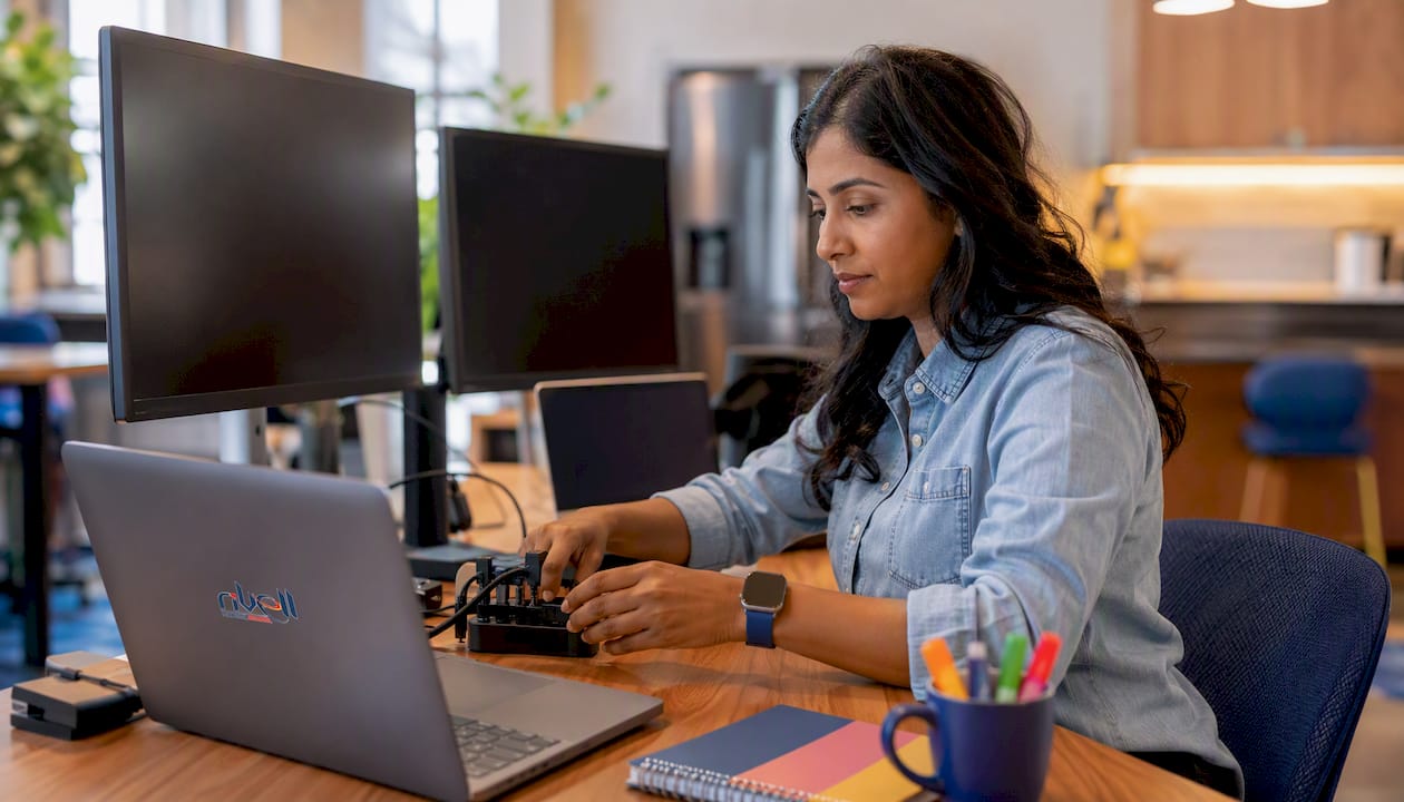 Contact center supervisor managing hardware controls